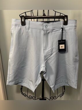 New Rockport Tech Shorts Light Blue Men’s 34” x9” inseam Sz 34 Polyester blend